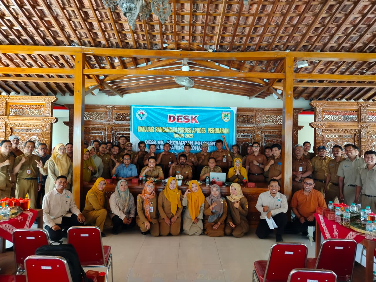 DESK EVALUASI RANCANGAN PERATURAN DESA TENTANG APBDes PERUBAHAN TAHUN 2025